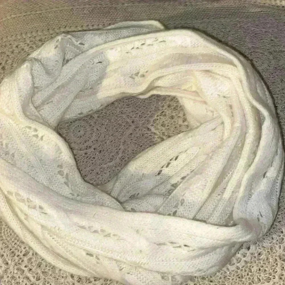 Celeste wool cashmere blend knit infinity scarf - Picture 2 of 3